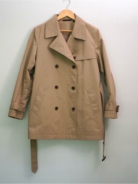 Uniqlo Double breasted trench coat with belt